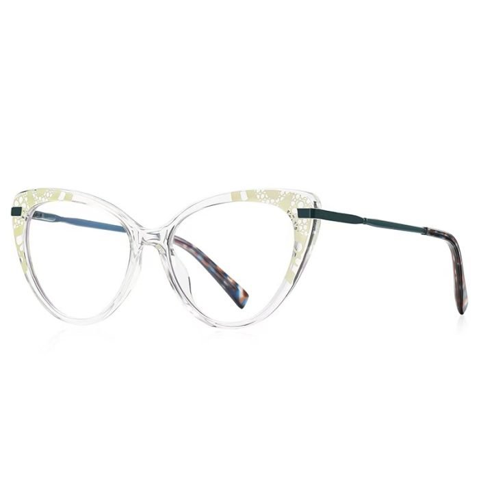 Women's cat eye frame collection, with elegant transparent frame design, showcasing the matching effect of fashion bloggers' office outfits, suitable for various places. Prescription support customization