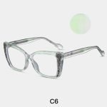 Ladies' cat eye frame collection, with transparent green frame patch design, showcasing the matching effect of fashion bloggers' office outfits, suitable for various places.