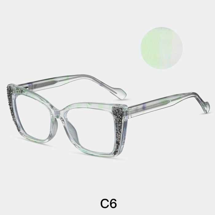 Ladies' cat eye frame collection, with transparent green frame patch design, showcasing the matching effect of fashion bloggers' office outfits, suitable for various places.