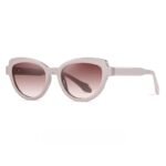 Vintage-inspired women's cat-eye sunglasses with lightweight TR90 frames and polarized sun protection.