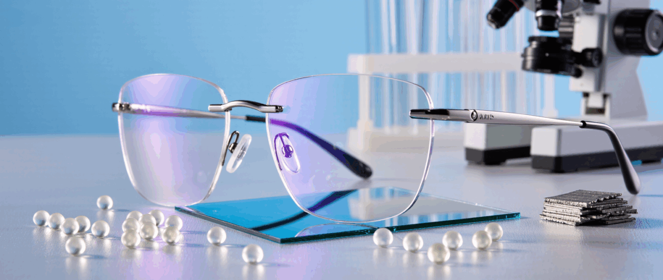 A pair of exquisite glasses or brand glasses, the material is the most important, TR90 glasses frame material is the first choice for lightweight frames, this is demonstrative picture.