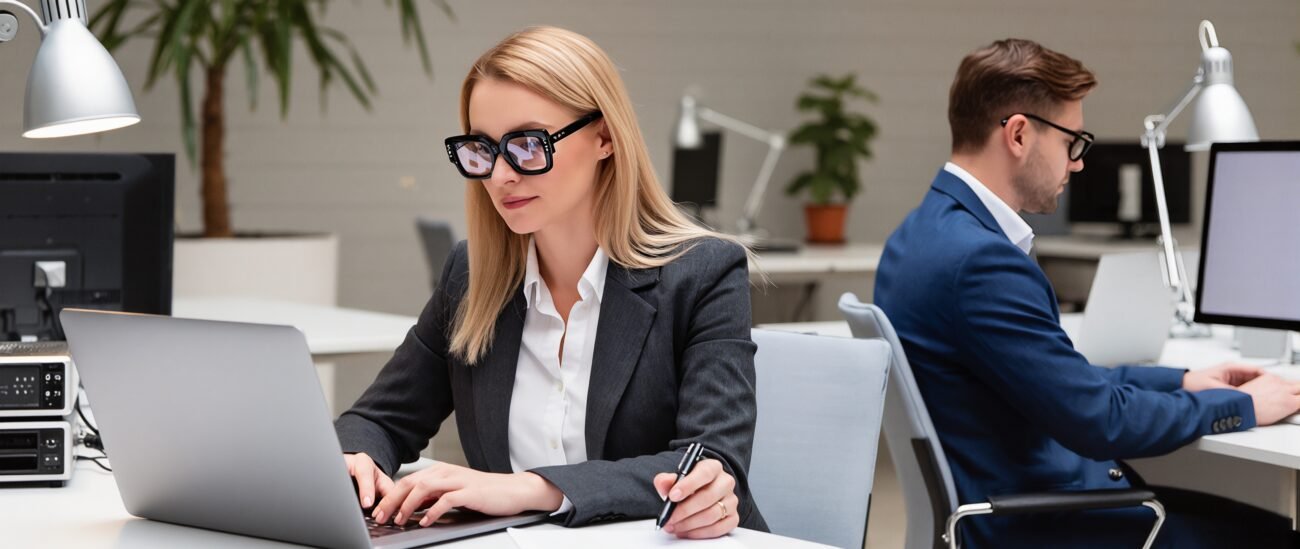 VisionWorld Prescription Glasses Fitting Guide