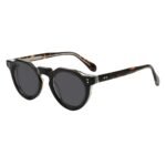 Premium acetate oval sunglasses featuring thick frames, polarized technology and retro unisex style.