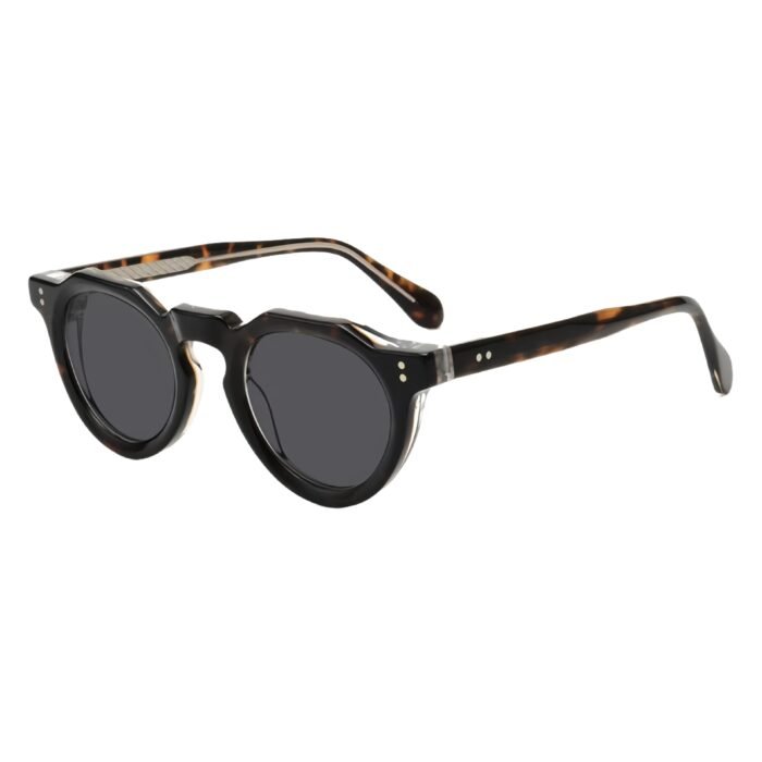 Premium acetate oval sunglasses featuring thick frames, polarized technology and retro unisex style.