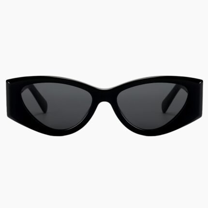 Vintage-inspired cat-eye sunglasses with thick acetate frames, polarized protection and retro unisex style.