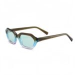 Polarized geometric sunglasses with thick acetate frames for unisex styling. VisionWorld's design offers UV400 protection and a retro-luxury aesthetic.
