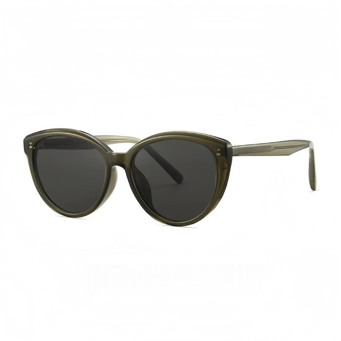 Women's vintage cat-eye sunglasses featuring polarized progressive lenses with anti-glare technology and UV protection.