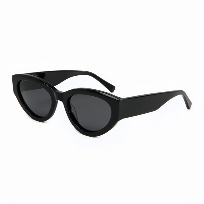 Classic cat-eye acetate sunglasses. Features polarized, UV-blocking TAC lenses. A versatile unisex accessory for fashion & driving.